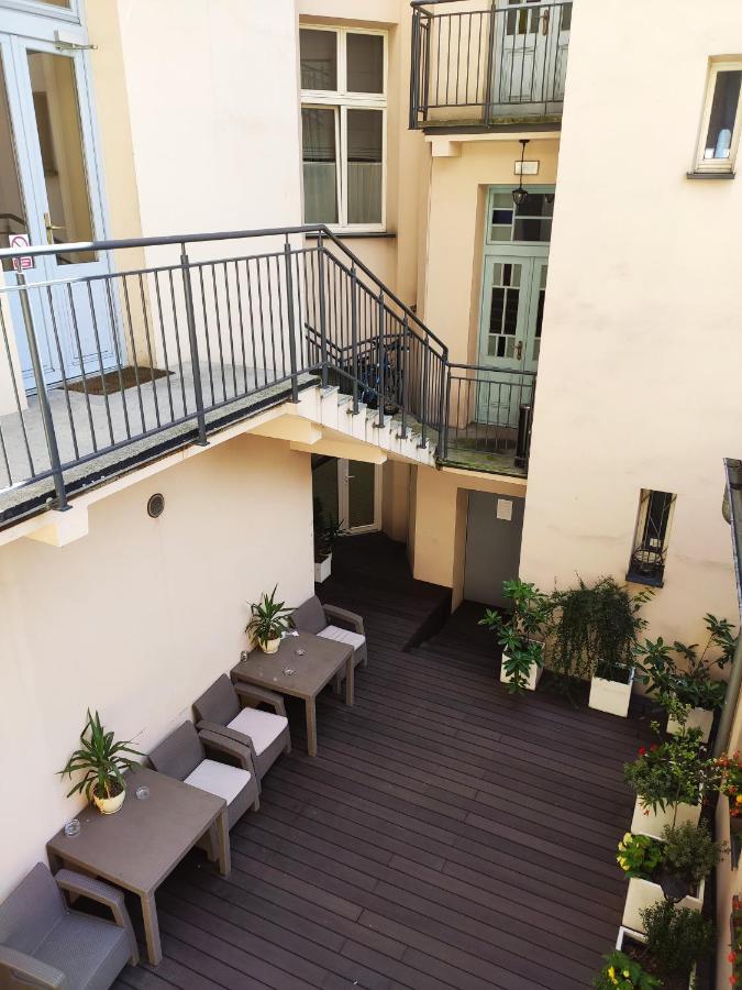 Mirror Apartments كراكوفيا المظهر الخارجي الصورة