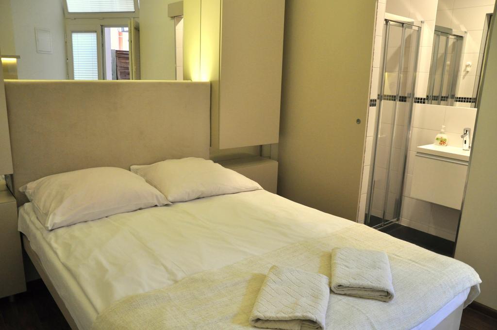Mirror Apartments كراكوفيا المظهر الخارجي الصورة