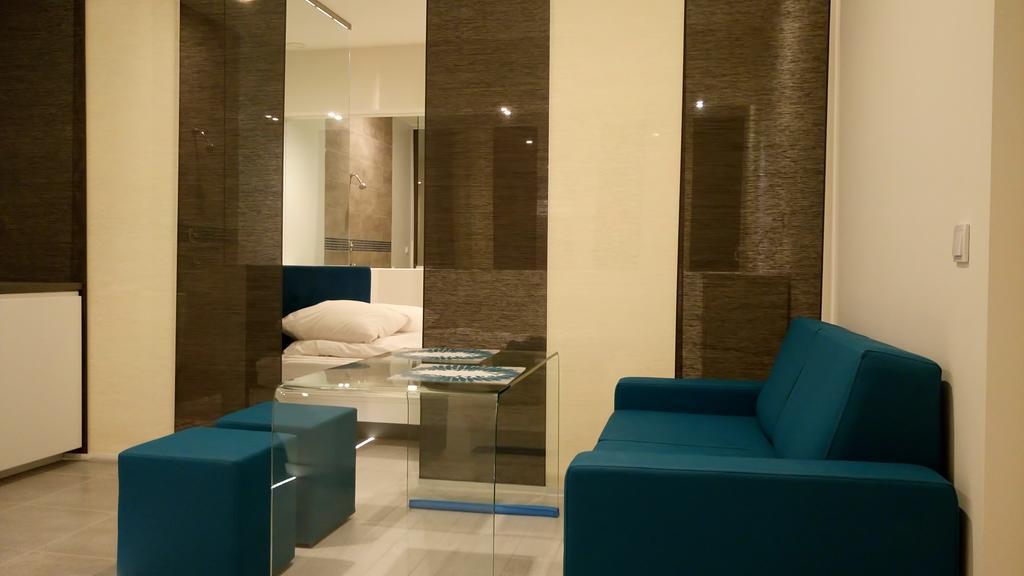 Mirror Apartments كراكوفيا المظهر الخارجي الصورة