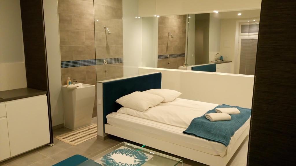 Mirror Apartments كراكوفيا المظهر الخارجي الصورة