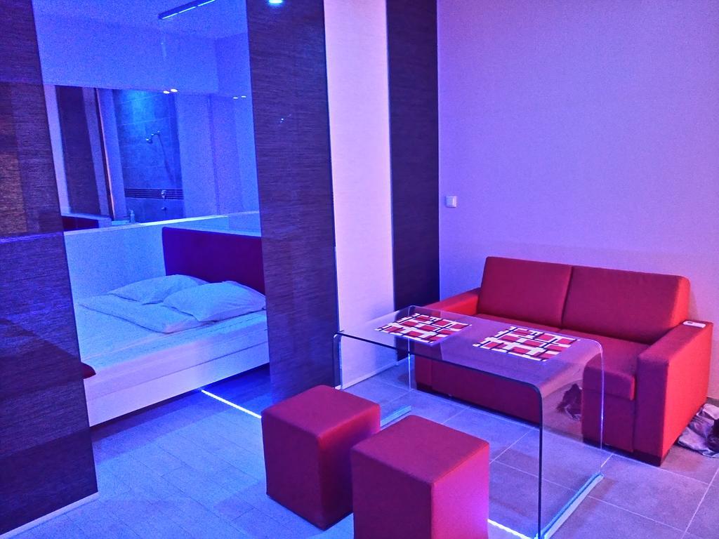 Mirror Apartments كراكوفيا المظهر الخارجي الصورة