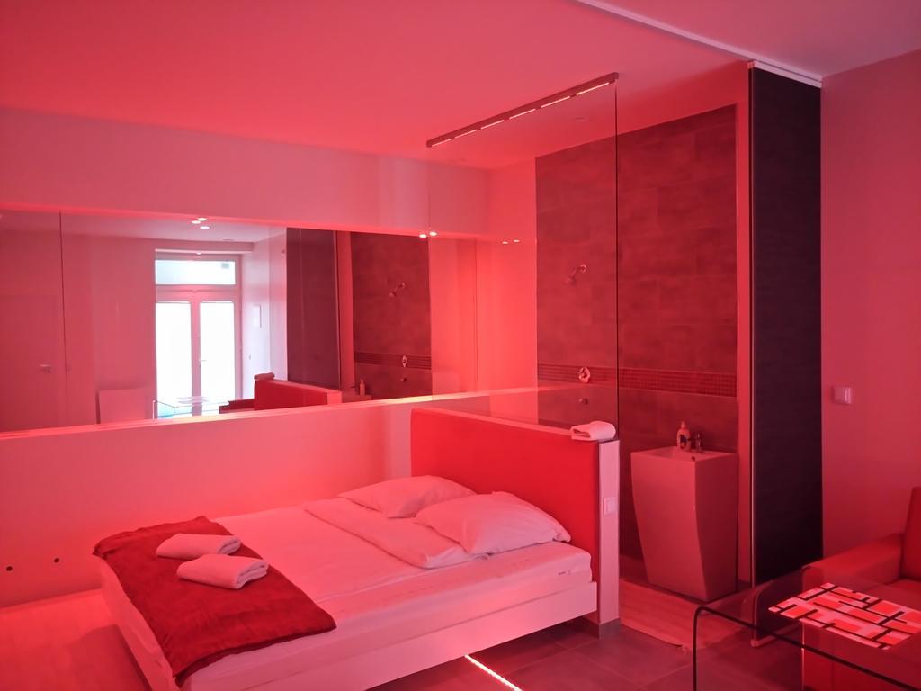 Mirror Apartments كراكوفيا المظهر الخارجي الصورة