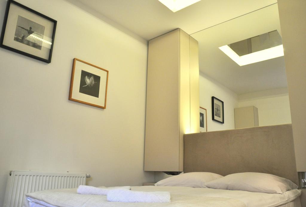 Mirror Apartments كراكوفيا المظهر الخارجي الصورة