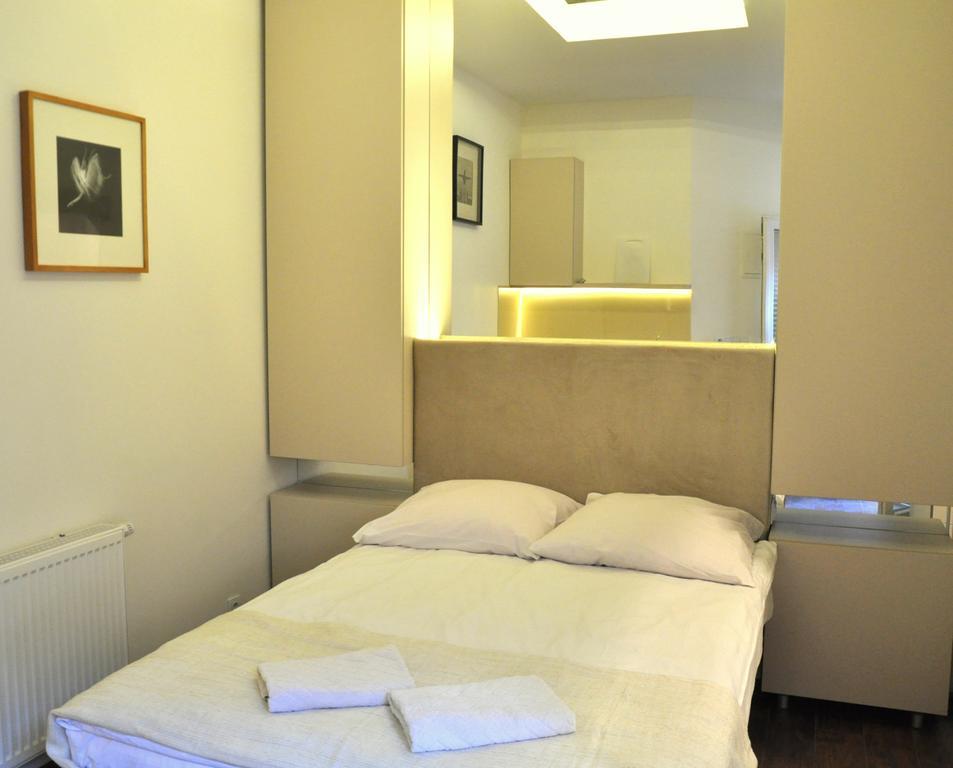 Mirror Apartments كراكوفيا المظهر الخارجي الصورة